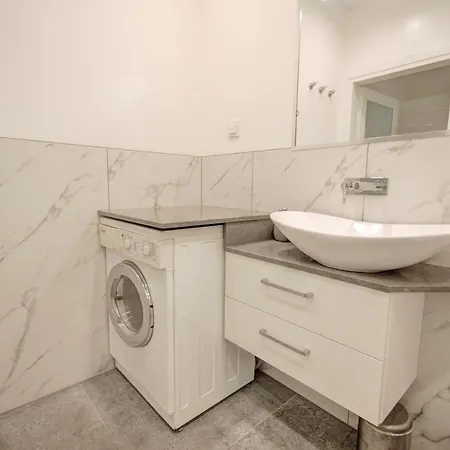 Helapart - Naturalnie, Ze דירה