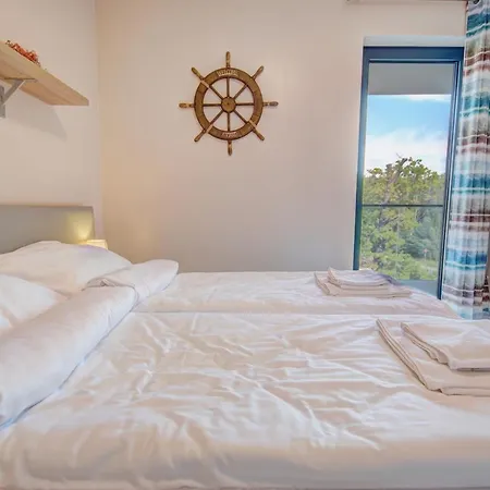 Helapart - Naturalnie, Ze דירה