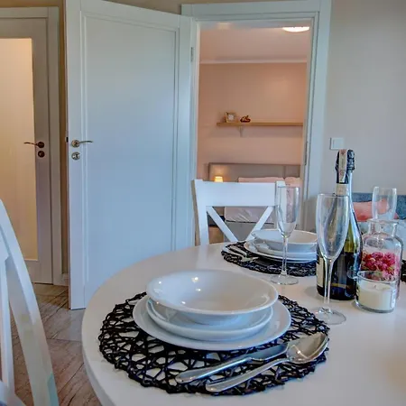 Helapart - Naturalnie, Ze דירה