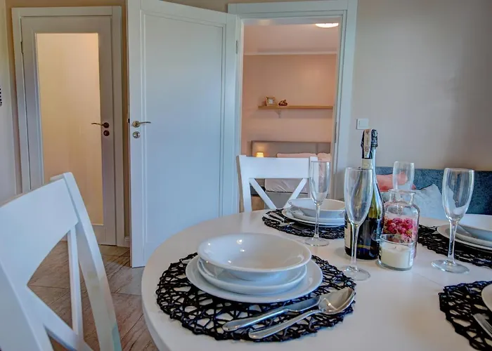 Helapart - Naturalnie, Ze شقة