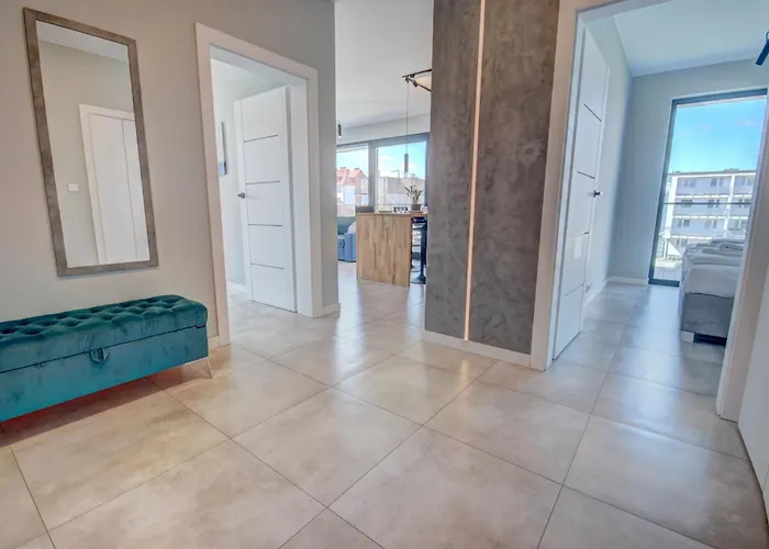 Helapart - Naturalnie, Ze شقة هيل