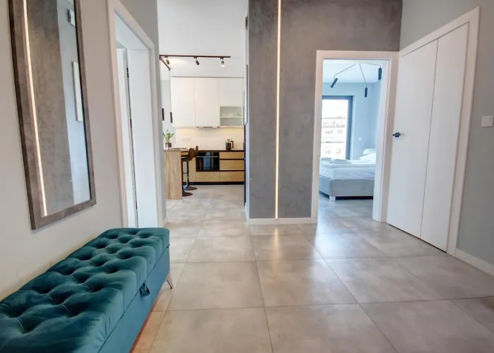 Helapart - Naturalnie, Ze شقة هيل